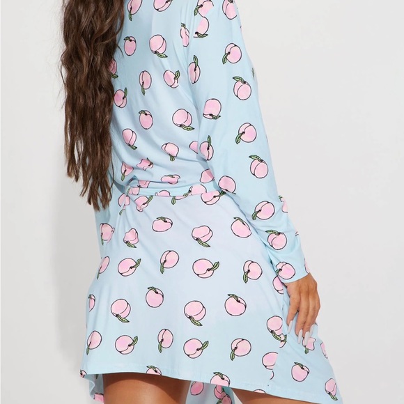 What’s Up Peaches 🍑 3 Piece PJ Robe Short Set - Blue - Picture 5 of 5